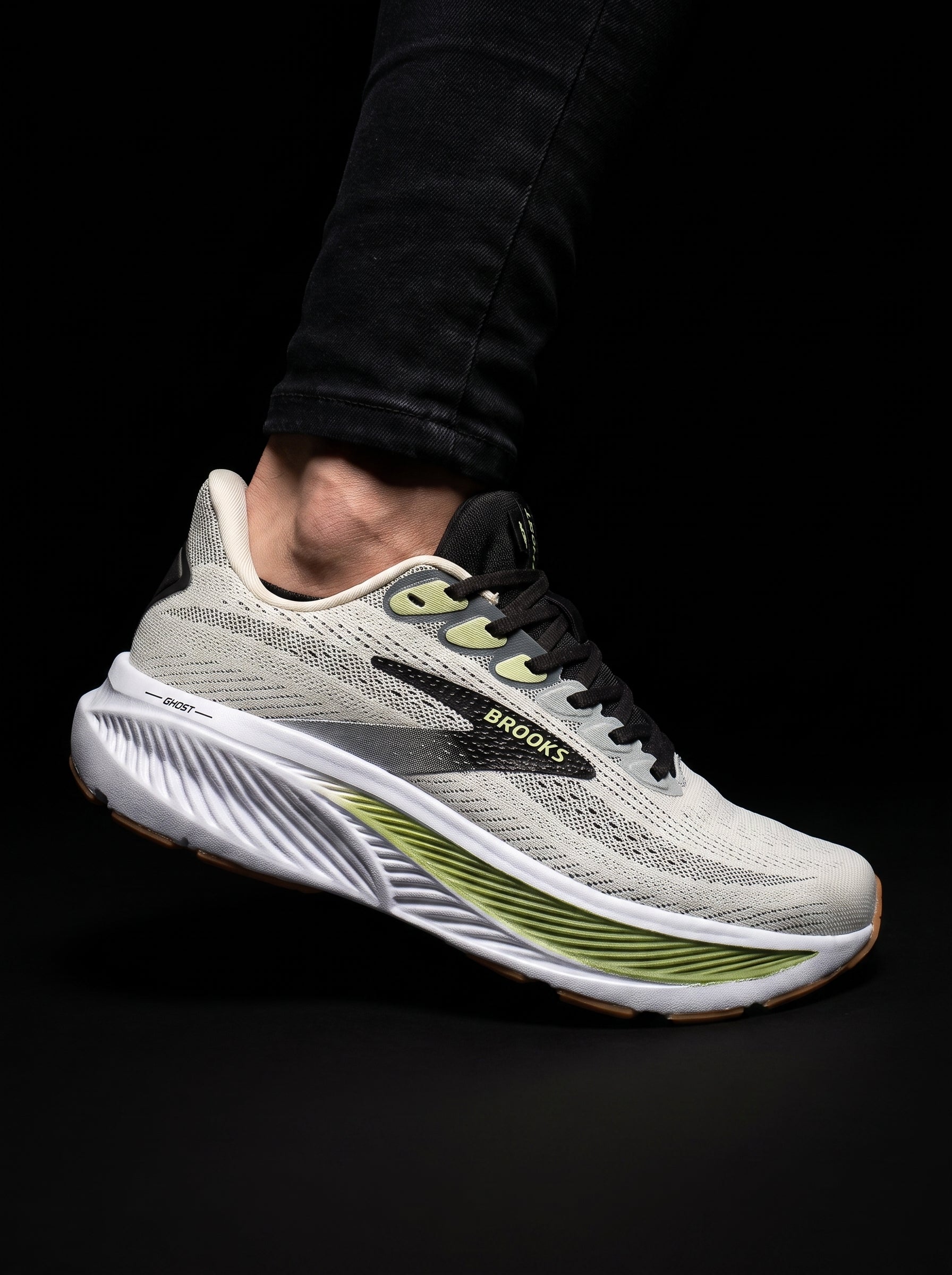 Brooks Ghost Series