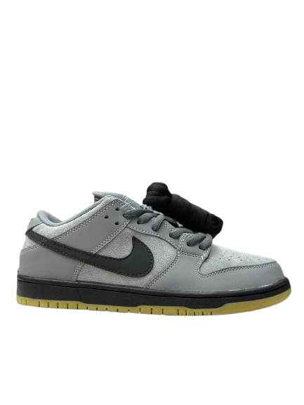 Nike SB Dunk Low