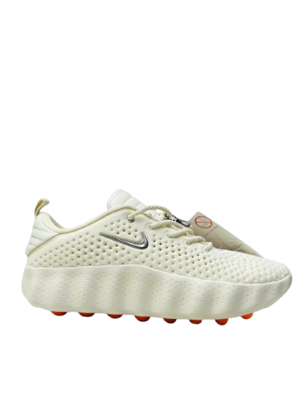 Nike Mind 002