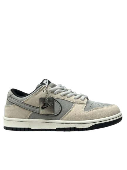 Nike SB Dunk Low