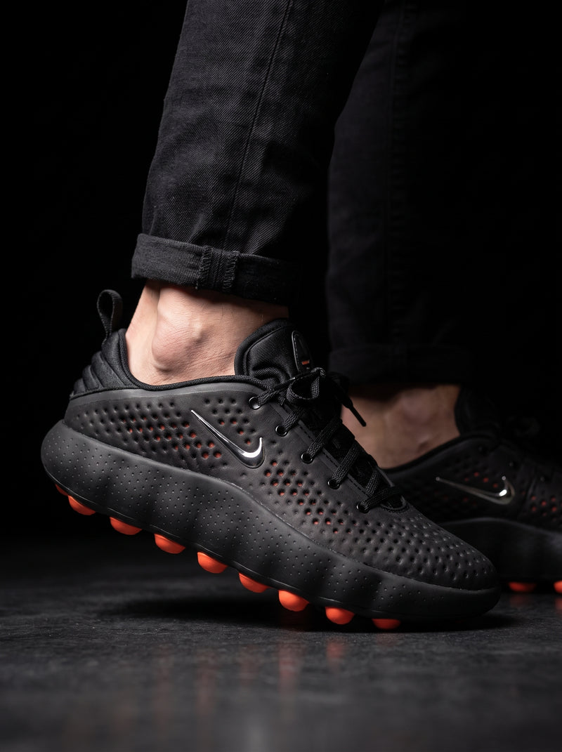 Nike Mind 002